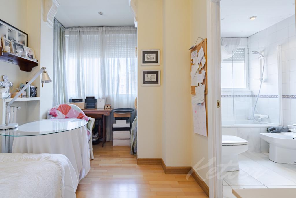 Apartment Pº de La Habana - Bedroom