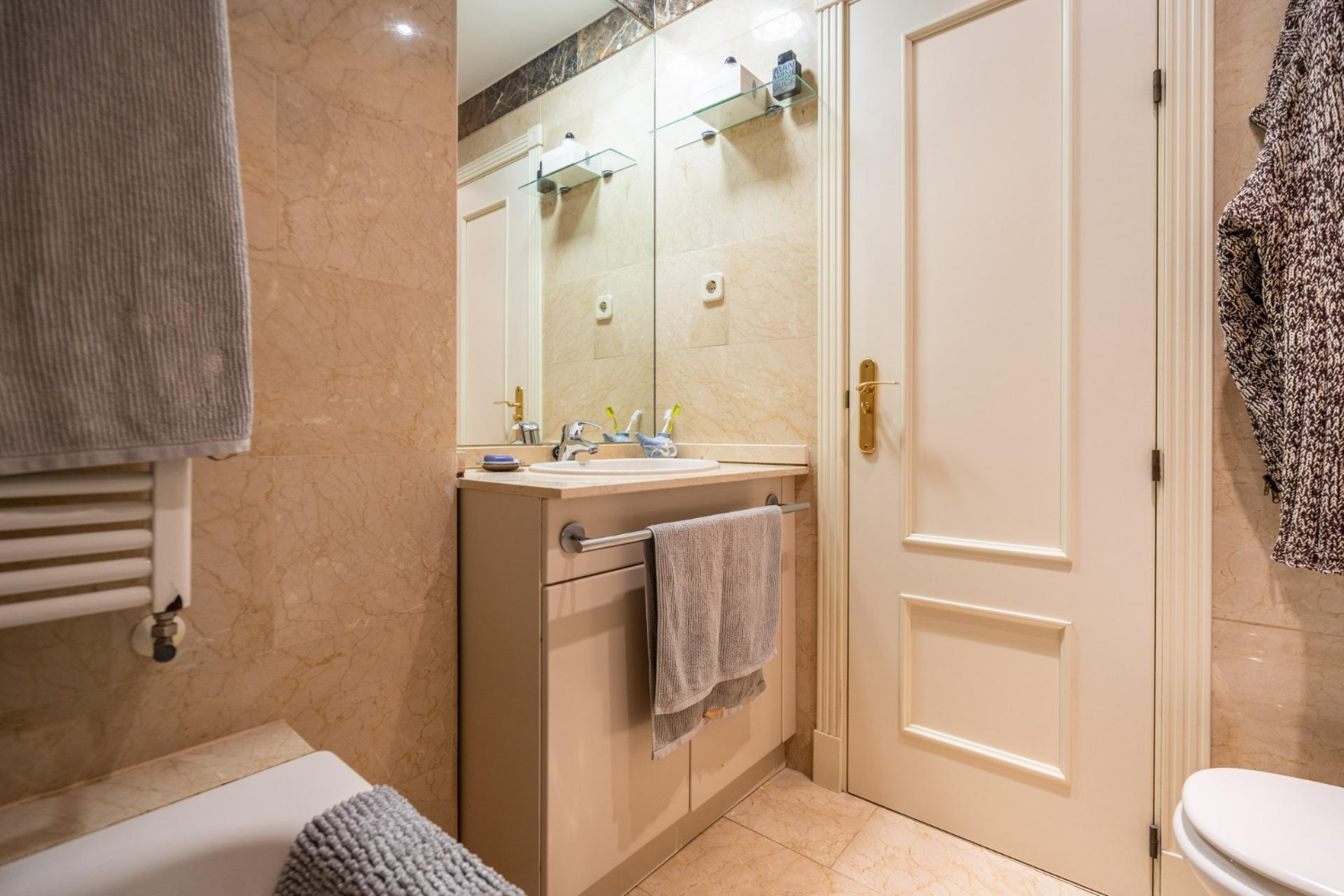 Atico Duplex Las Rozas de Madrid Bano