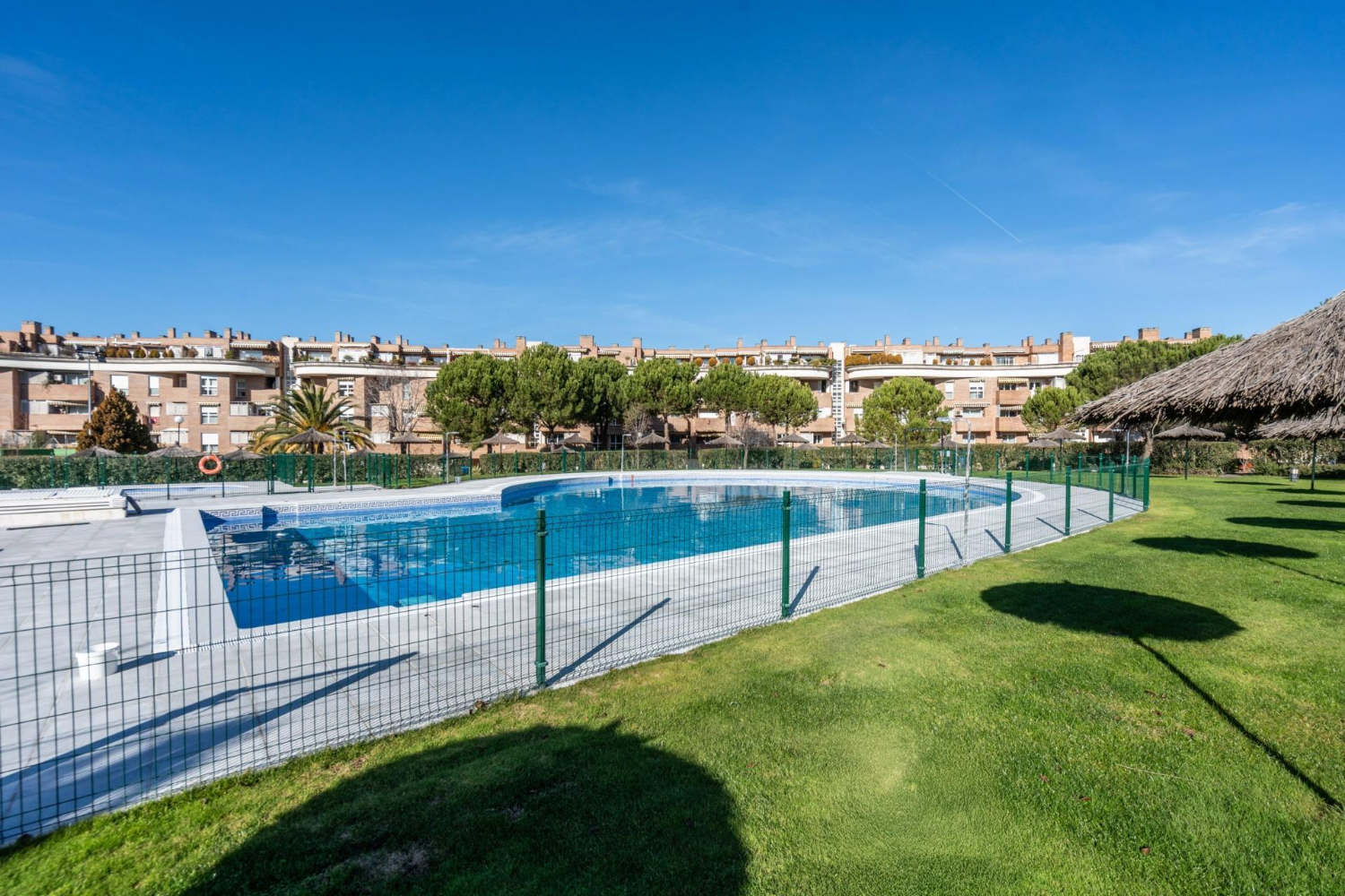 Atico Duplex Las Rozas de Madrid Piscina