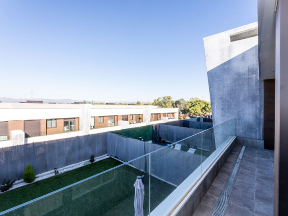 Chalet Adosado Boadilla del Monte Balcon
