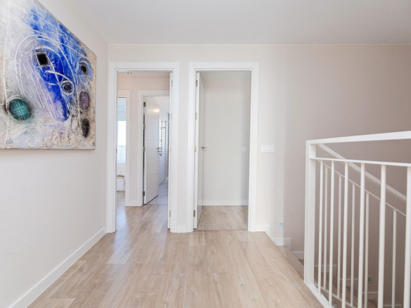 Chalet Adosado Boadilla del Monte Pasillo