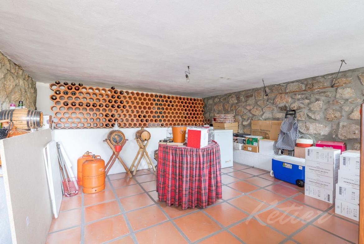 Chalet Gran Parcela Bodega