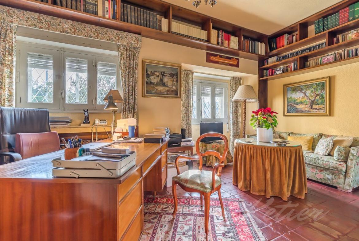 Chalet Gran Parcela Despacho