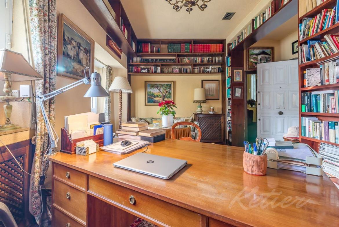 Chalet Gran Parcela Despacho