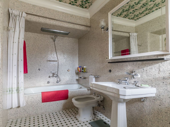 Chalet Gran Parcela Dormitorio Principal Bano