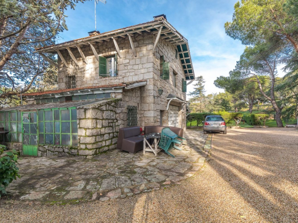 Chalet Gran Parcela Jardin