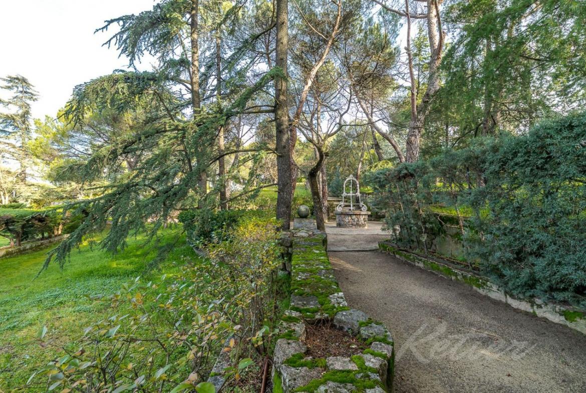 Chalet Gran Parcela Jardin