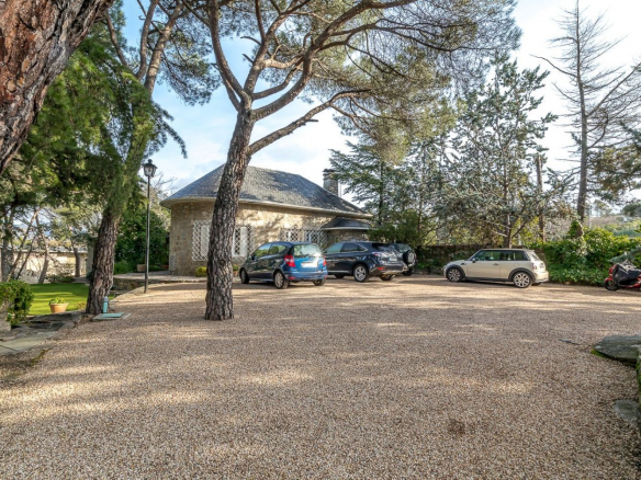 Chalet Gran Parcela Jardin