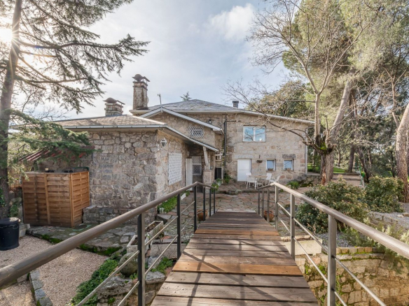 Chalet Gran Parcela Jardin