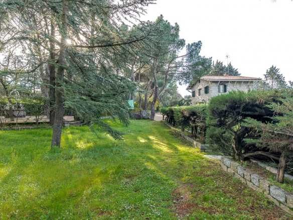 Chalet Gran Parcela Jardin