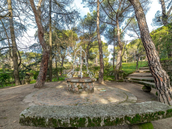 Chalet Gran Parcela Jardin