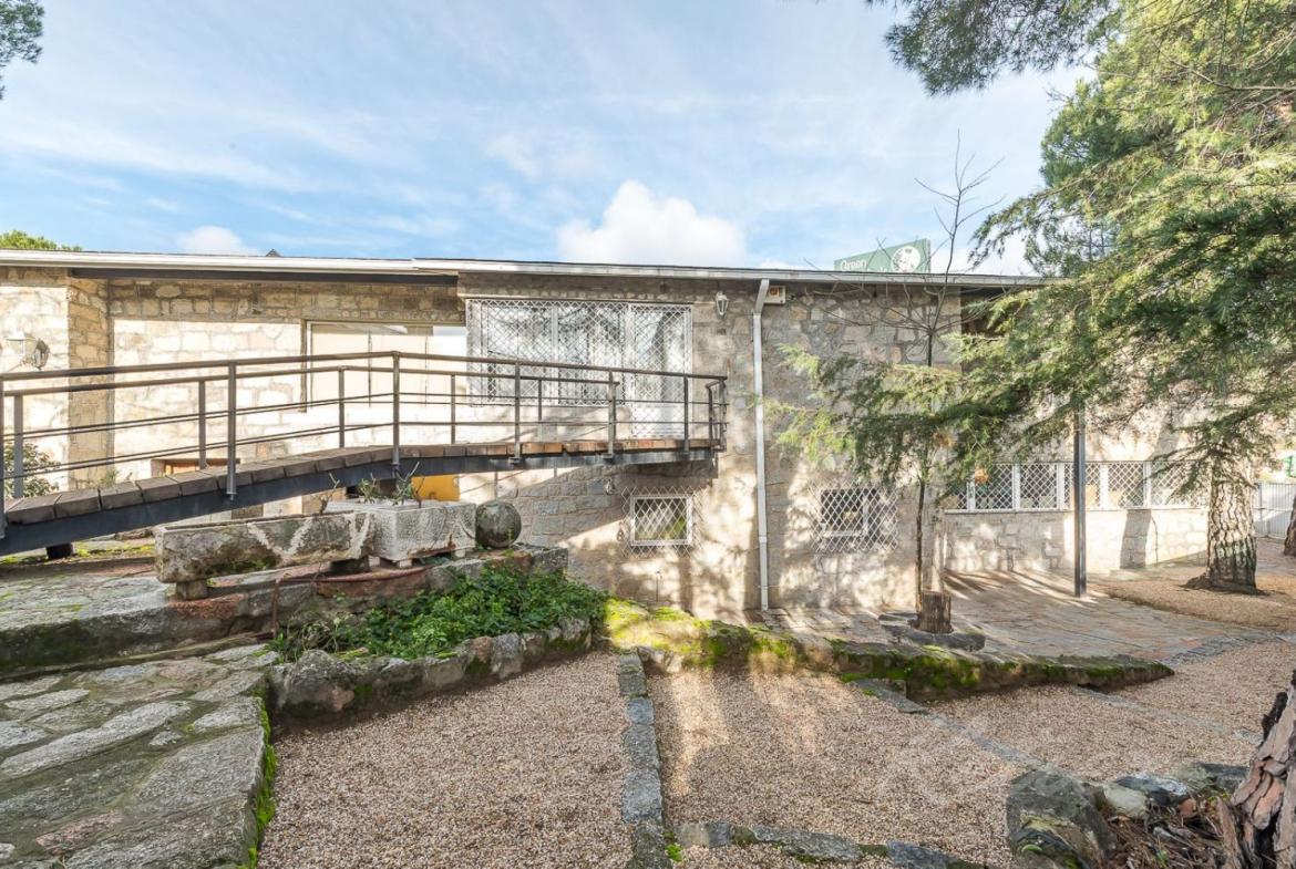 Chalet Gran Parcela Jardin