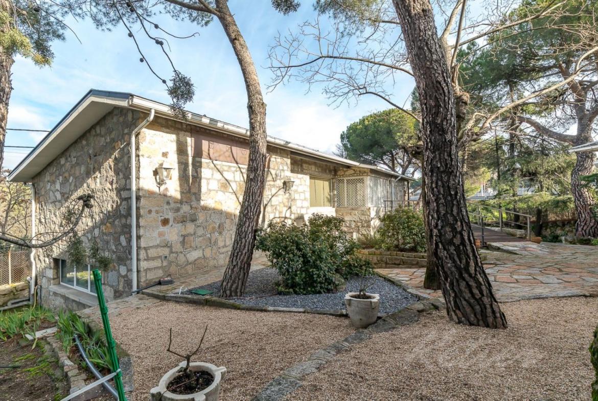 Chalet Gran Parcela Jardin