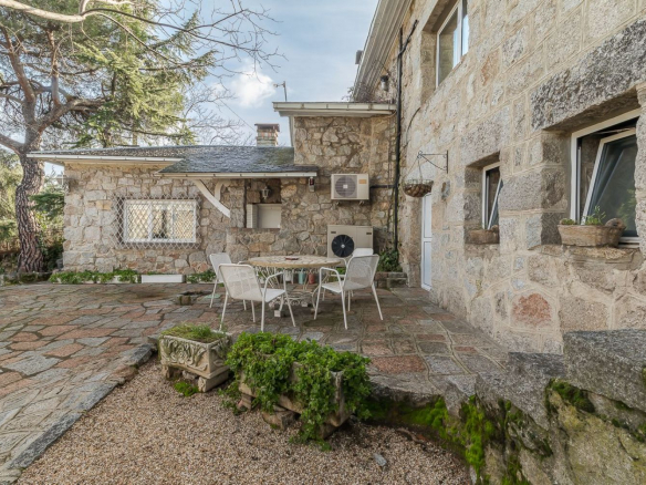 Chalet Gran Parcela Jardin