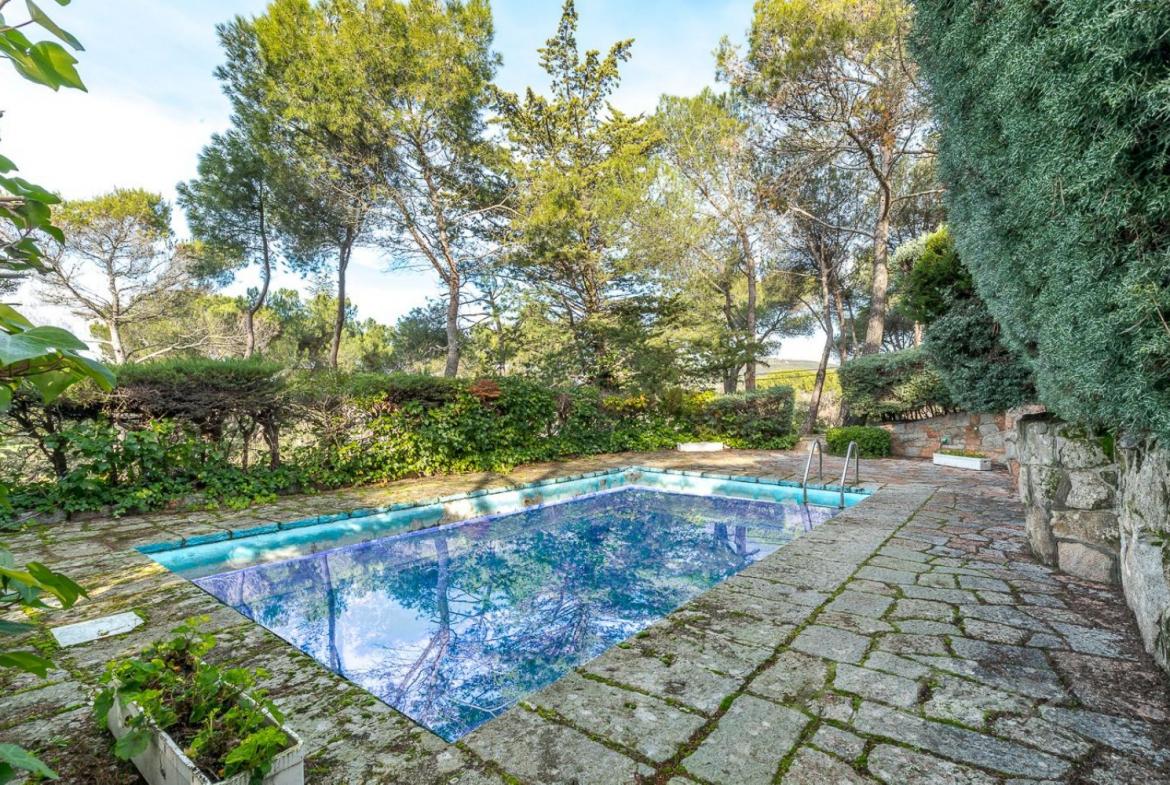 Chalet Gran Parcela Jardin