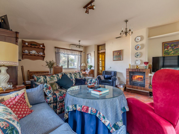 Chalet Gran Parcela Sala Estar