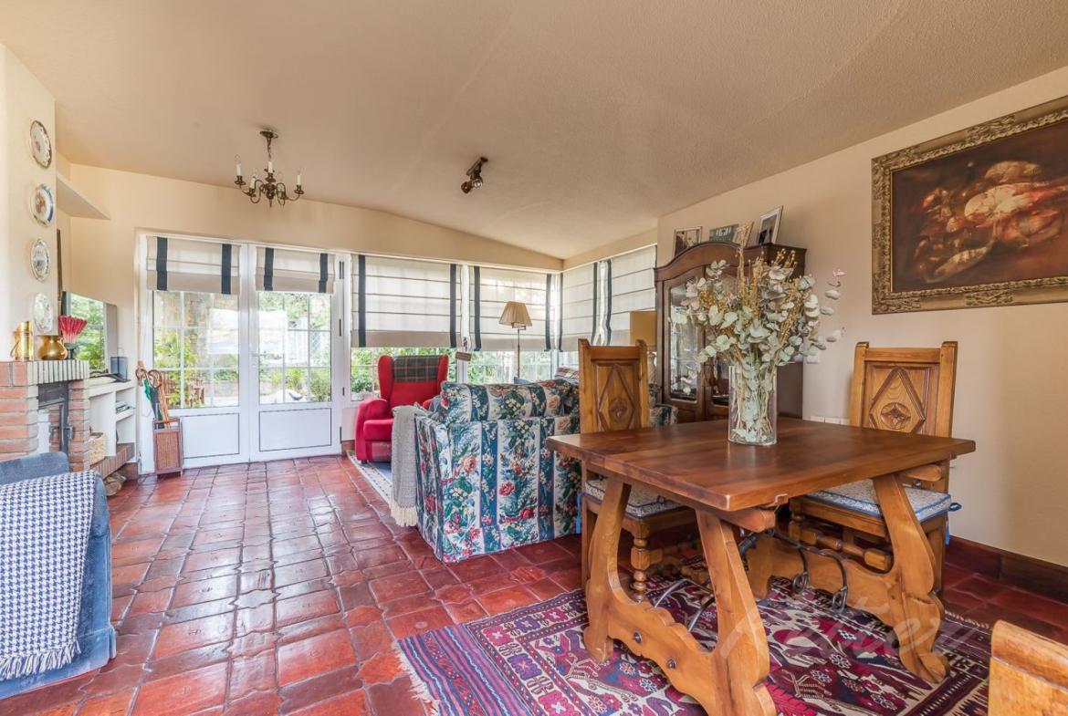 Chalet Gran Parcela Sala Estar