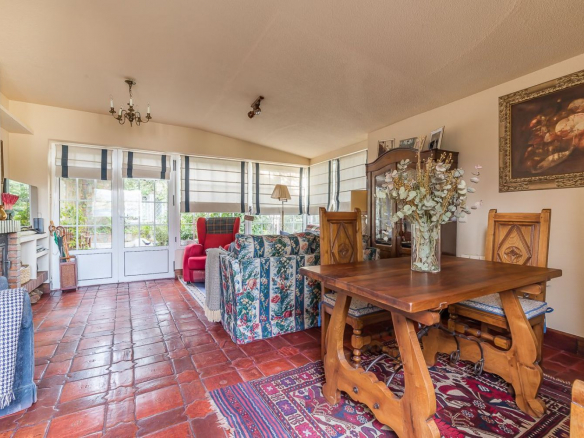 Chalet Gran Parcela Sala Estar