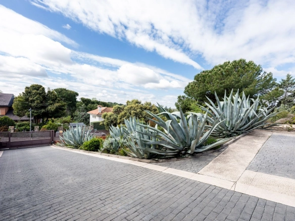 Chalet Independiente Bonanza Jardin