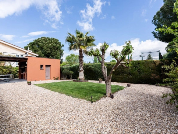 Chalet Independiente Bonanza Jardin