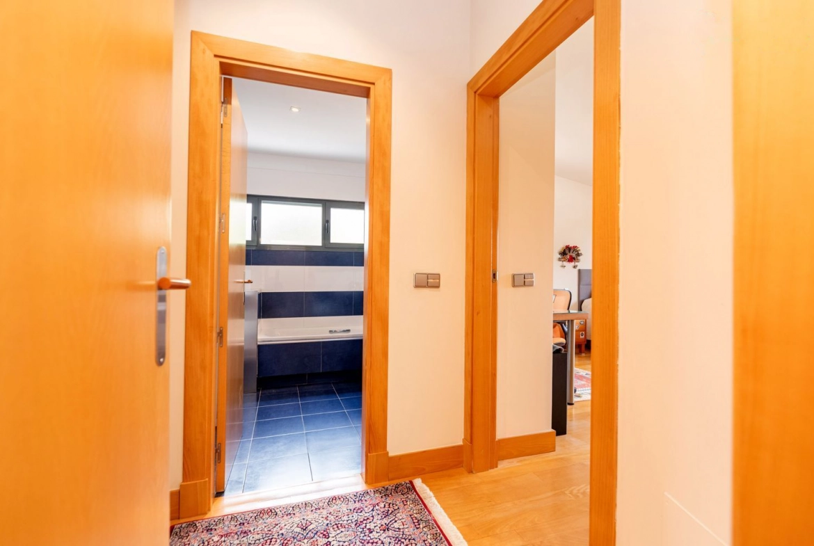 Chalet Independiente Bonanza Pasillo Distribuidor