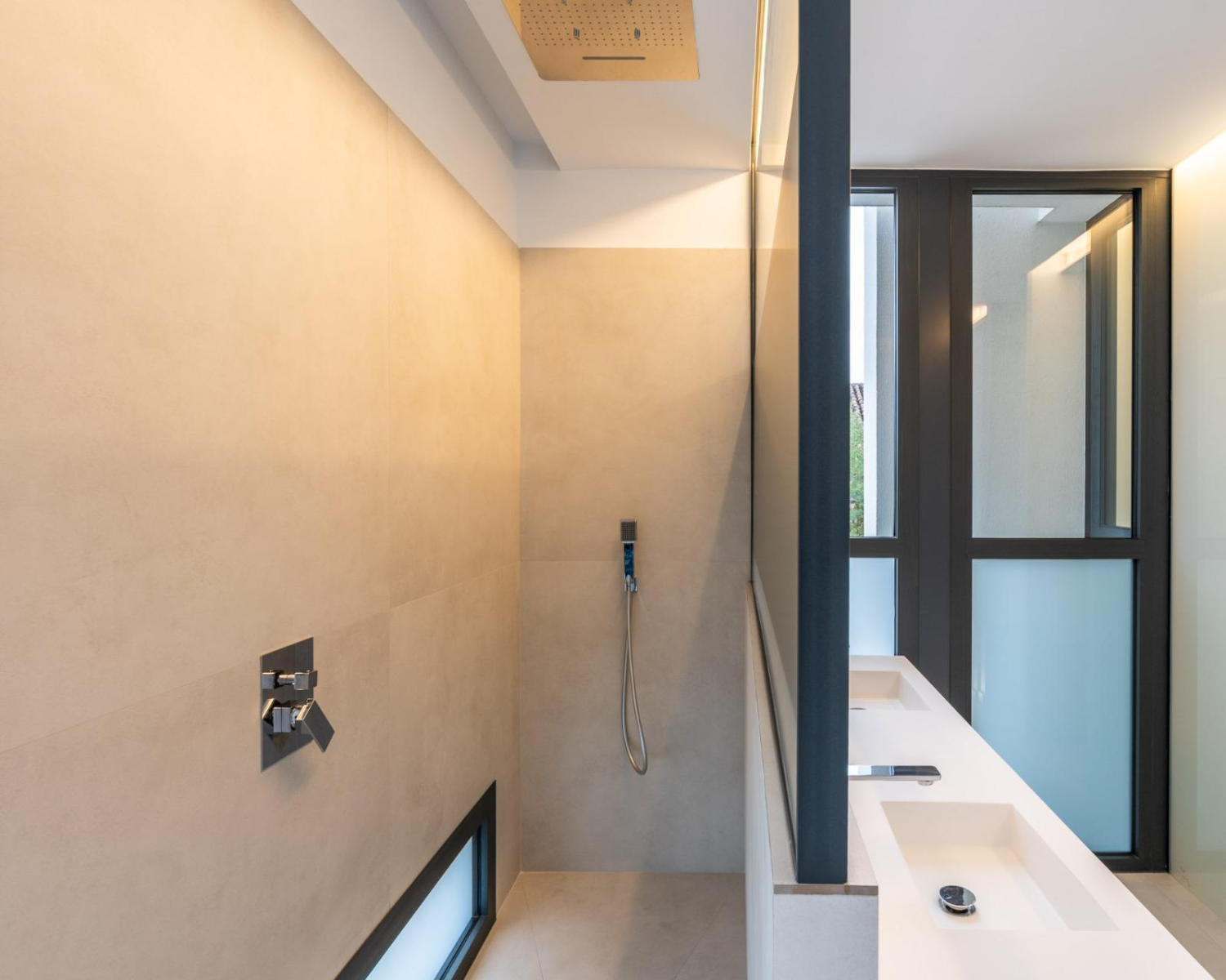 Chalet Independiente Club de Golf Las Rozas Bano