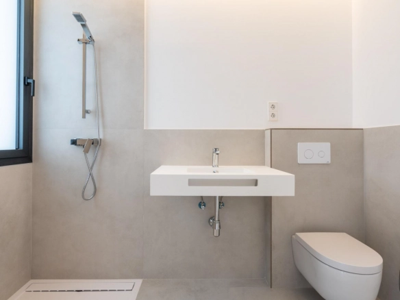 Chalet Independiente Club de Golf Las Rozas Bano