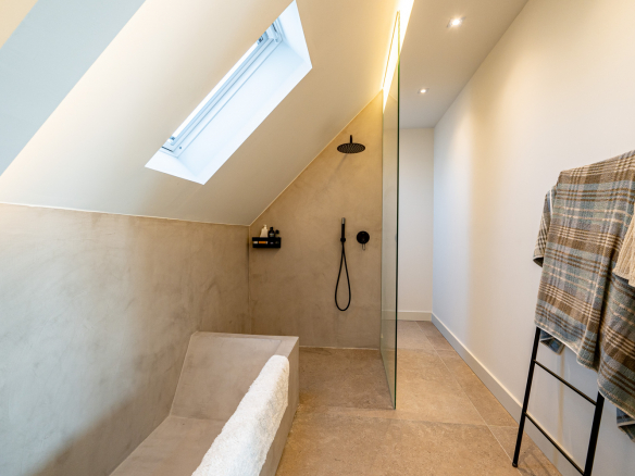 Chalet Independiente Club de Golf Las Rozas Bano