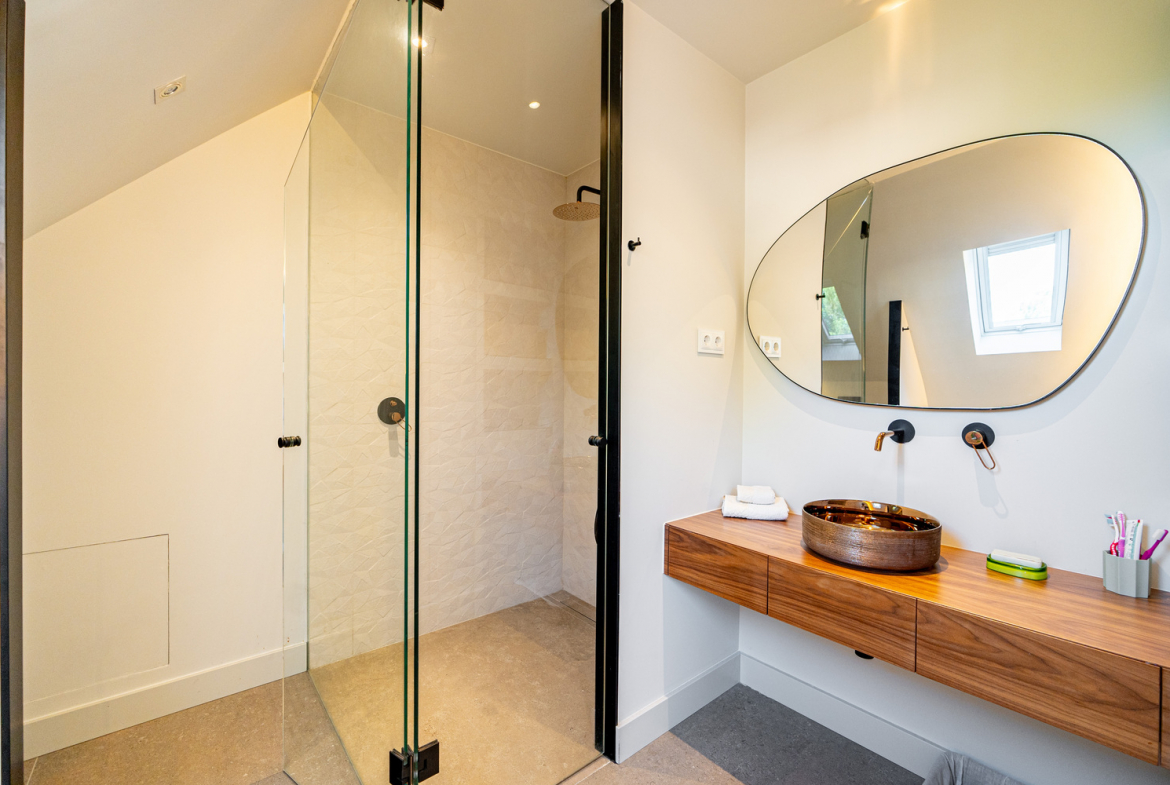 Chalet Independiente Club de Golf Las Rozas Bano