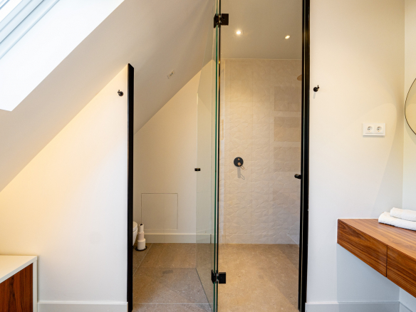 Chalet Independiente Club de Golf Las Rozas Bano