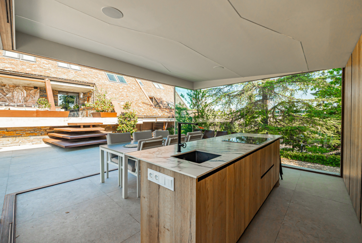 Chalet Independiente Club de Golf Las Rozas Cocina Verano