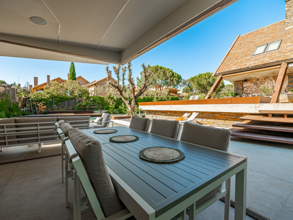 Chalet Independiente Club de Golf Las Rozas Cocina Verano