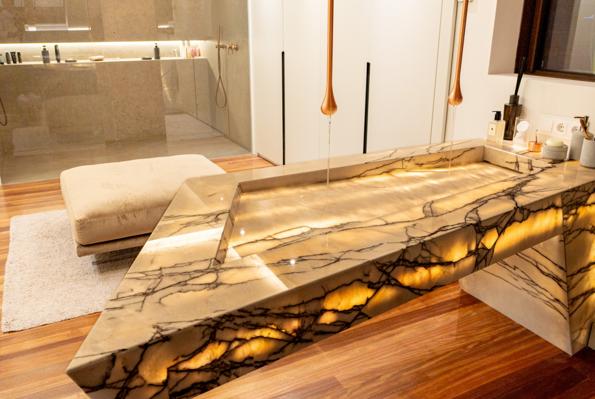 Chalet Independiente Club de Golf Las Rozas DEtalle Lavabo Dormitorio en Suite Verano