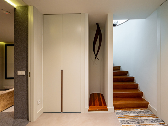 Chalet Independiente Club de Golf Las Rozas Escaleras Planta Baja