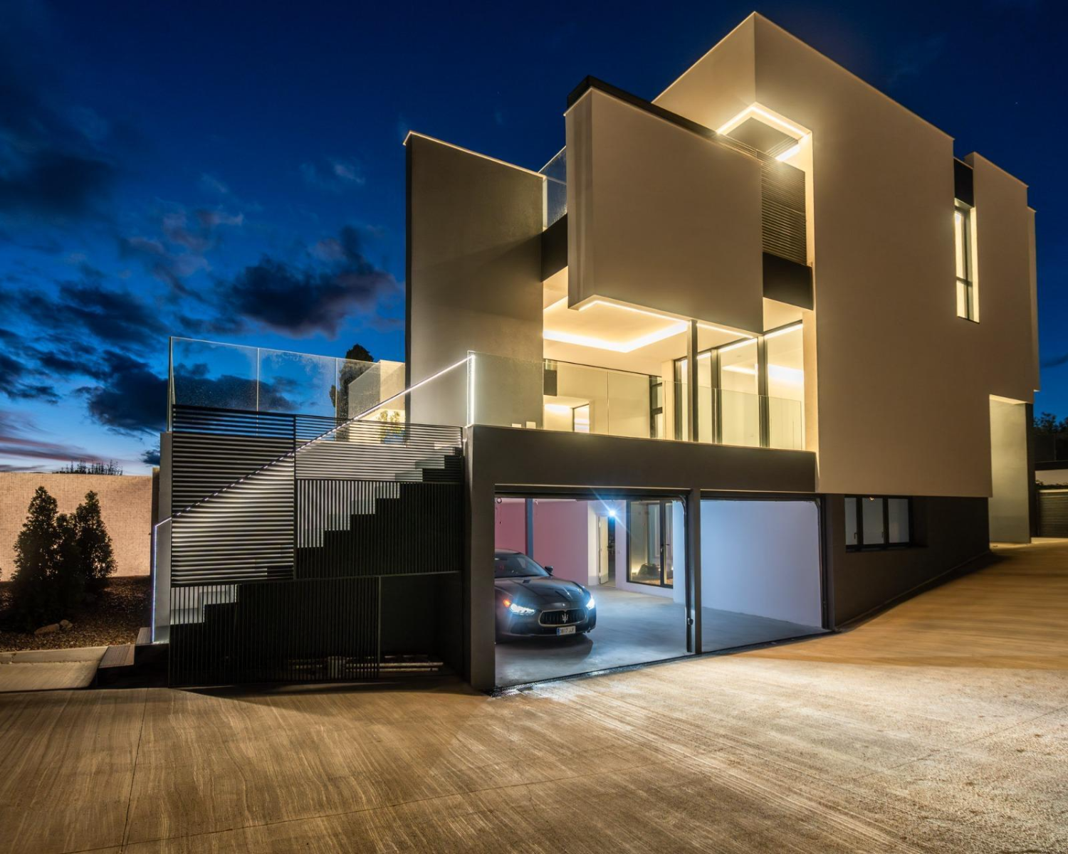 Chalet Independiente Club de Golf Las Rozas Garaje