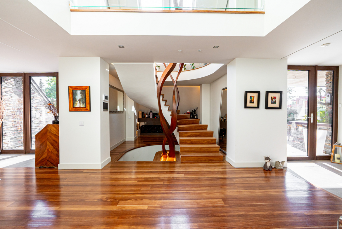 Chalet Independiente Club de Golf Las Rozas Pasillo