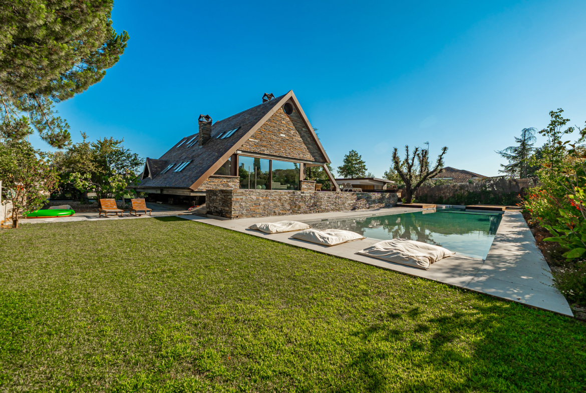 Chalet Independiente Club de Golf Las Rozas Piscina