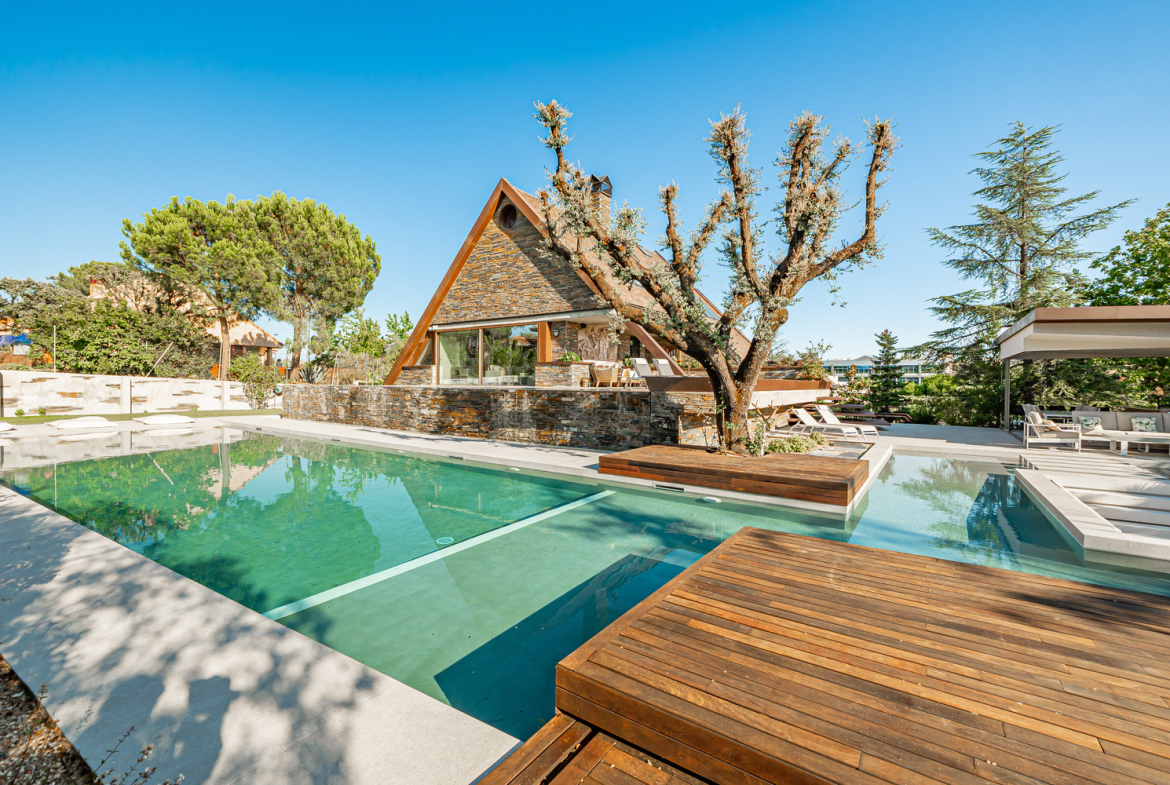 Chalet Independiente Club de Golf Las Rozas Piscina