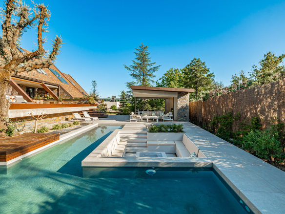 Chalet Independiente Club de Golf Las Rozas Piscina