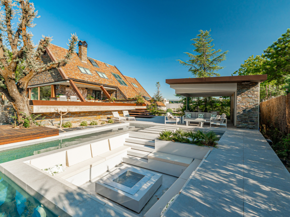 Chalet Independiente Club de Golf Las Rozas Piscina