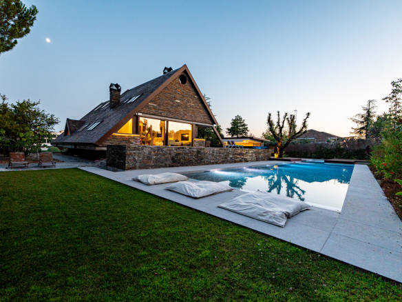 Chalet Independiente Club de Golf Las Rozas Piscina