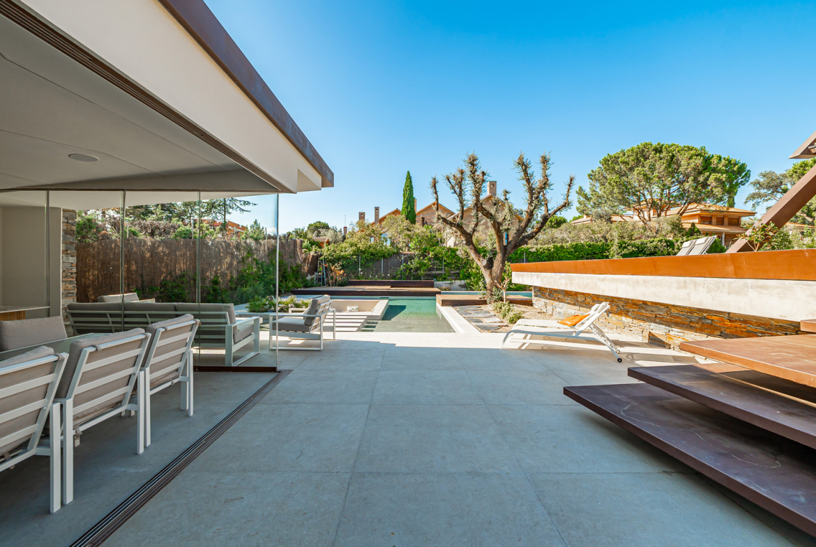 Chalet Independiente Club de Golf Las Rozas Piscina