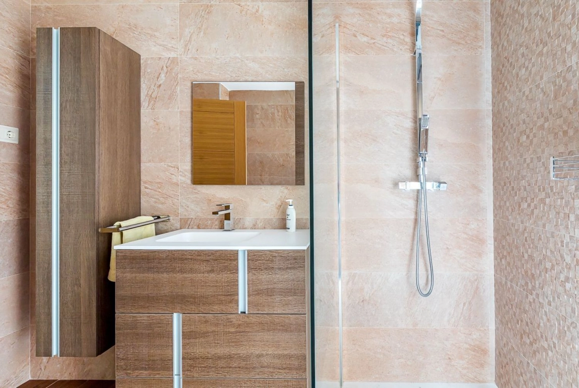 Chalet Independiente El Bosque Villaviciosa de Odon Bano