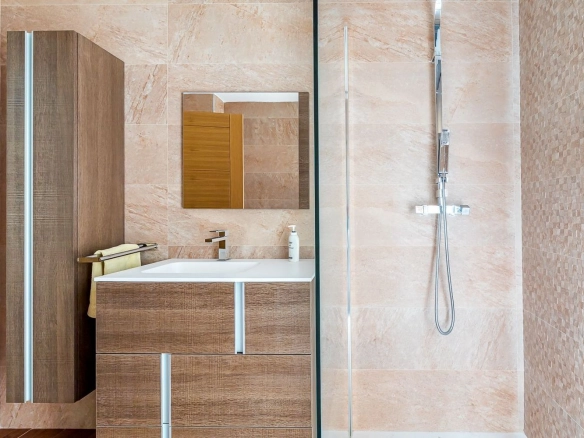 Chalet Independiente El Bosque Villaviciosa de Odon Bano