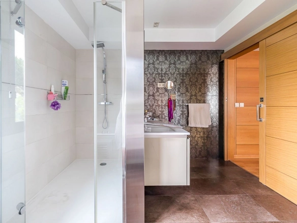 Chalet Independiente El Bosque Villaviciosa de Odon Bano