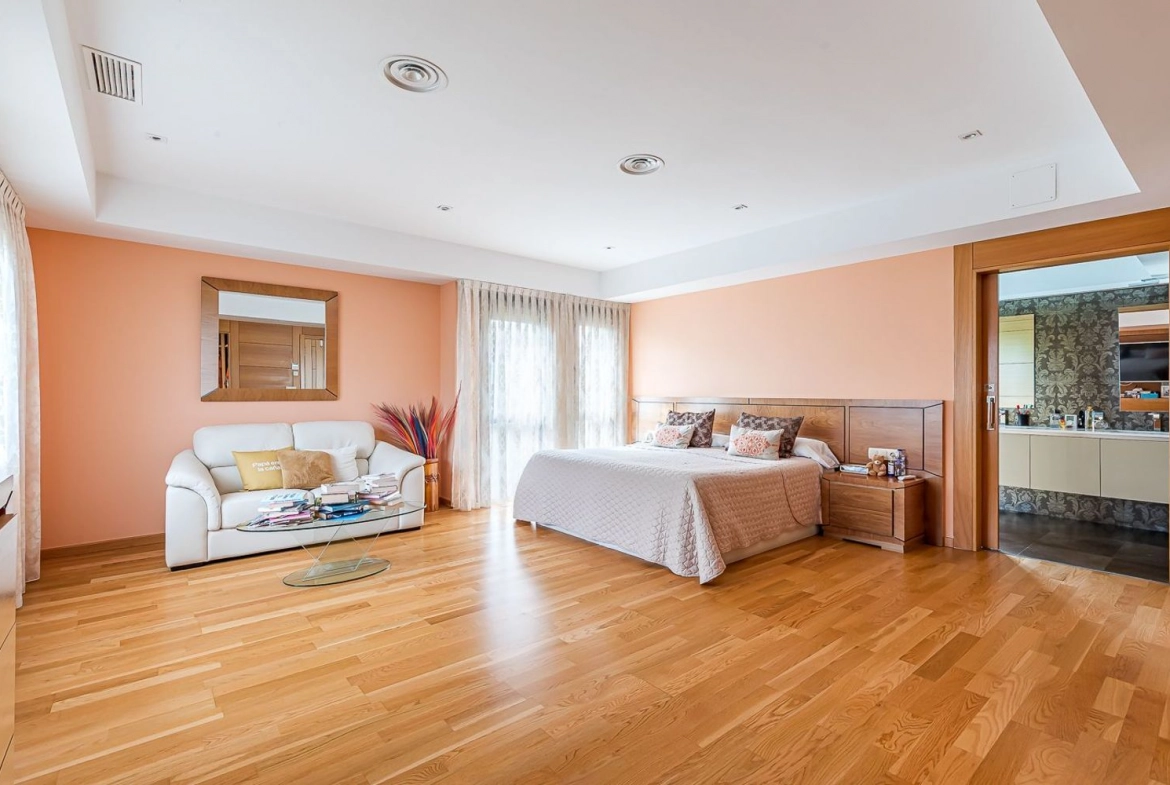 Chalet Independiente El Bosque Villaviciosa de Odon Dormitorio