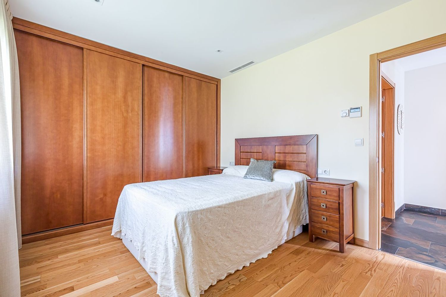 Chalet Independiente El Bosque Villaviciosa de Odon Dormitorio