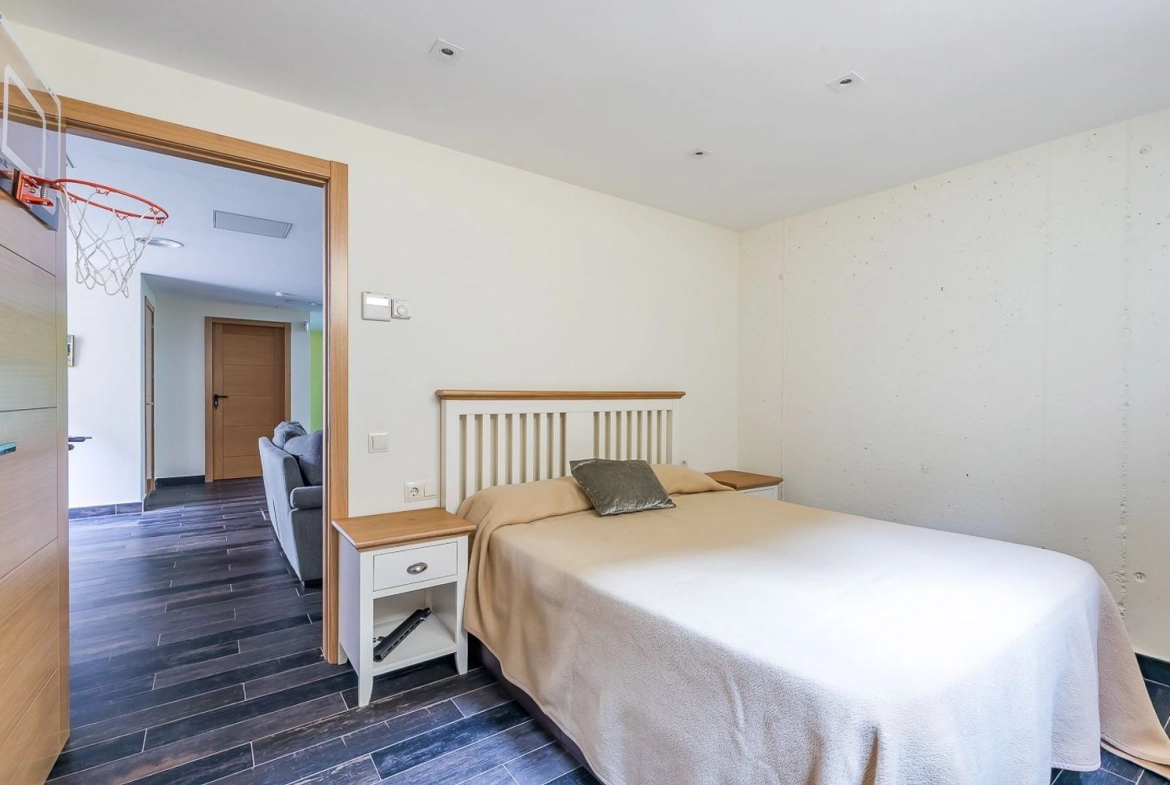 Chalet Independiente El Bosque Villaviciosa de Odon Dormitorio