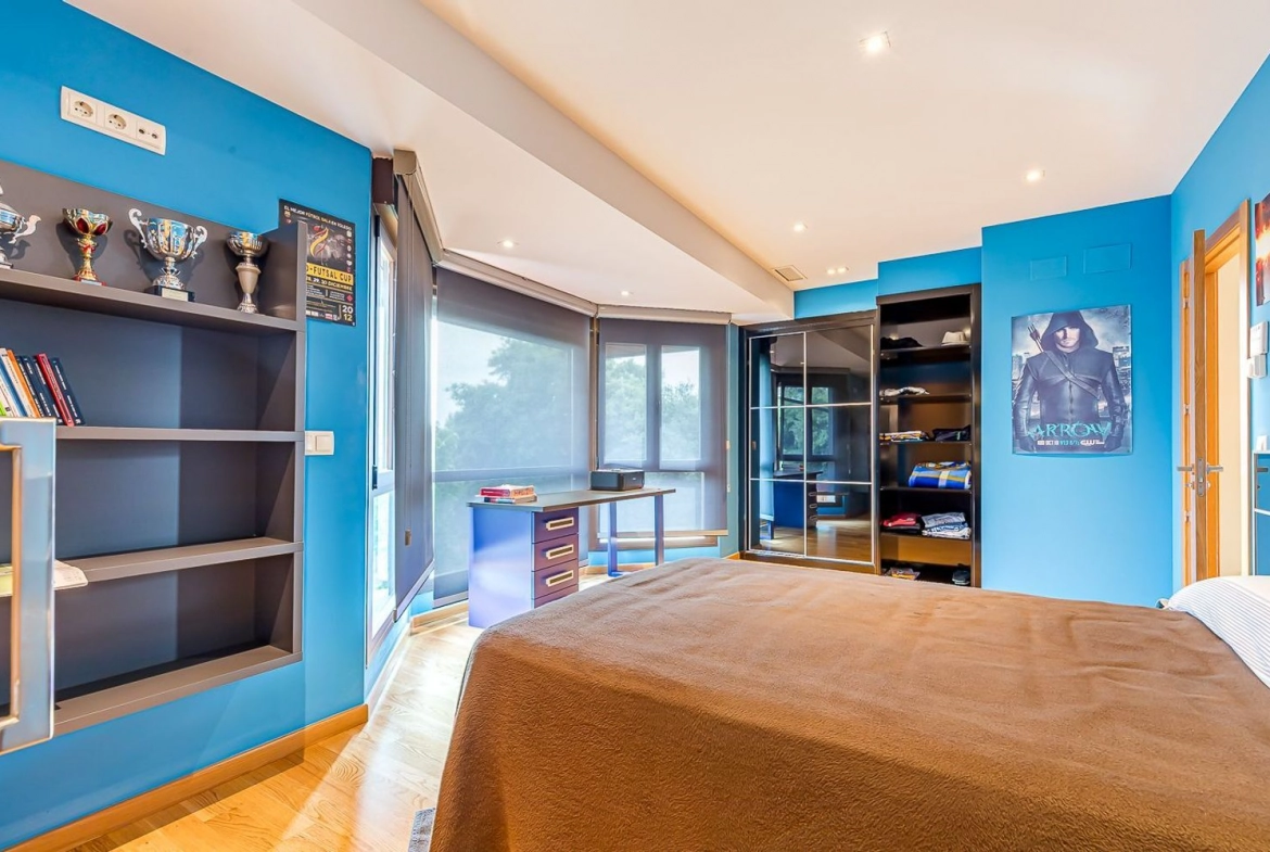 Chalet Independiente El Bosque Villaviciosa de Odon Dormitorio