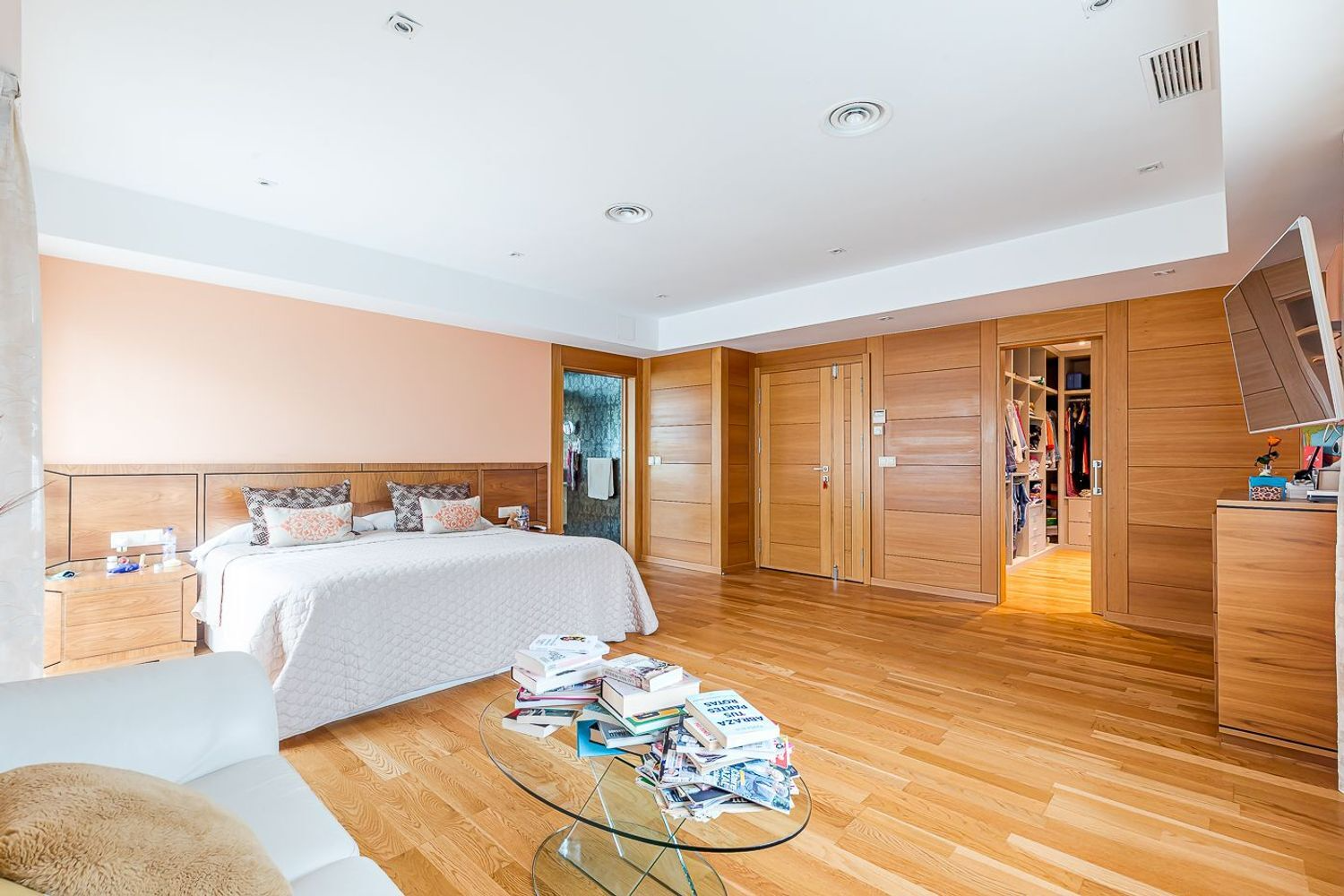 Chalet Independiente El Bosque Villaviciosa de Odon Dormitorio